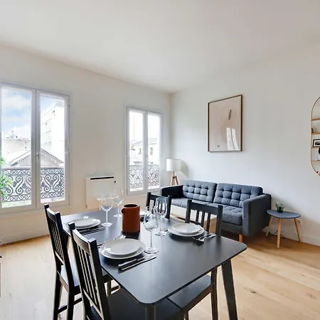 Apartment Sublime Appt - 1bd 2p - Near Canal Saint Martin Paris