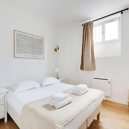 Apartment Sublime Appt - 1bd 2p - Near Canal Saint Martin